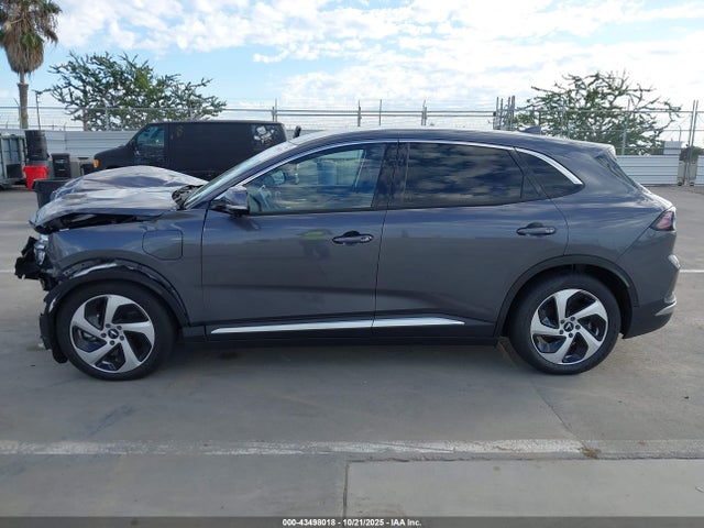 RLLV1AEB9SH011740 Vinfast Vf 8 Eco
