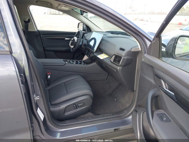 RLLV1AEB9SH011740 Vinfast Vf 8 Eco