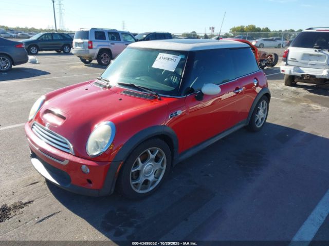 2006 MINI COOPER S WMWRE33516TJ35350 Photo 1