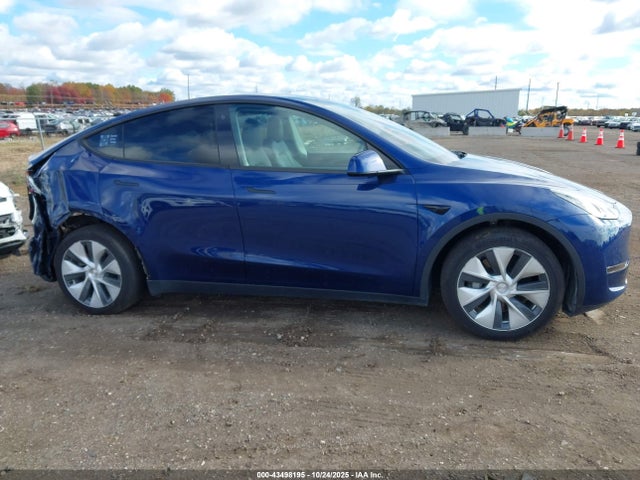 43498195 :رقم المزاد ، 5YJYGDEE5MF065914 vin ، 2021 Tesla Model Y Long Range Dual Motor All-wheel Drive مزاد بيع