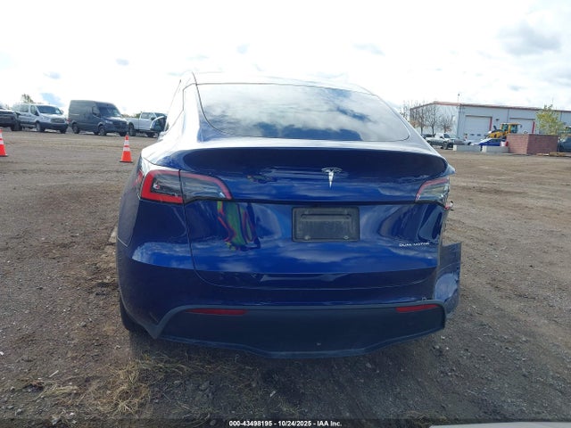 43498195 :رقم المزاد ، 5YJYGDEE5MF065914 vin ، 2021 Tesla Model Y Long Range Dual Motor All-wheel Drive مزاد بيع