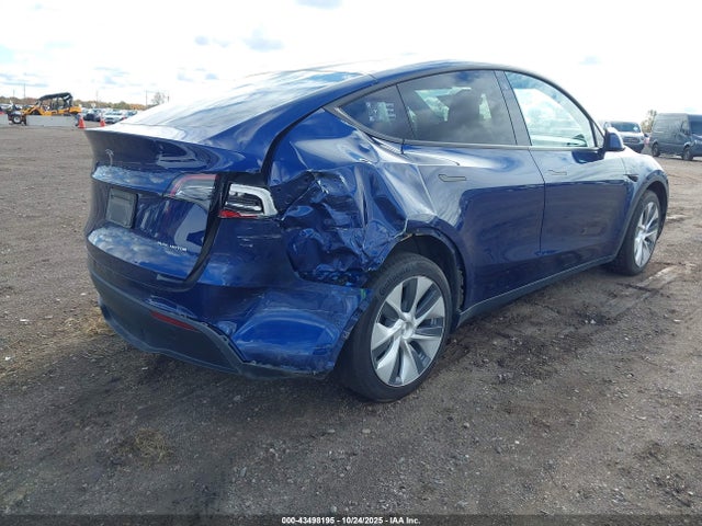 2021 TESLA MODEL Y 5YJYGDEE5MF065914 Photo 3