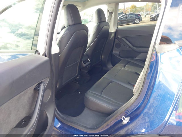 2021 TESLA MODEL Y 5YJYGDEE5MF065914 Photo 7