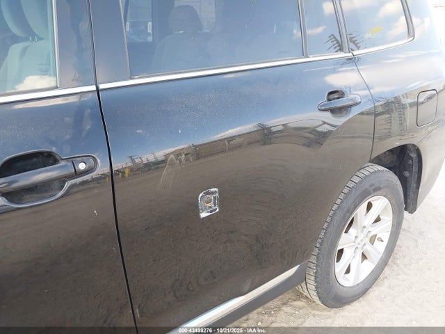 2013 Toyota Highlander Base Plus V6 მანქანა იყიდება აუქციონზე, vin: 5TDZK3EH3DS091270, აუქციონის ნომერი: 43498276