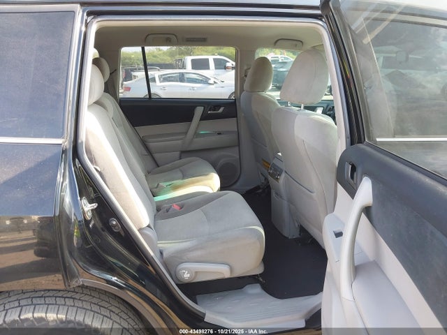 2013 Toyota Highlander Base Plus V6 მანქანა იყიდება აუქციონზე, vin: 5TDZK3EH3DS091270, აუქციონის ნომერი: 43498276
