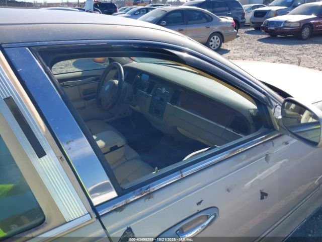 2004 LINCOLN TOWN CAR 1LNHM81W54Y627482 Photo 5