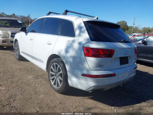 2017 AUDI Q7 WA1LABF71HD026759 Photo 2