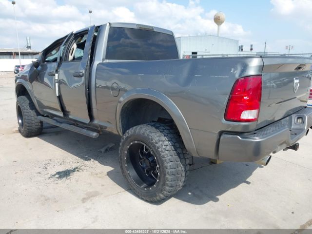 2013 RAM 1500 1C6RR7FT2DS657956 Photo 2