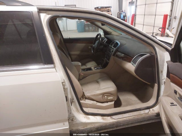 2008 CADILLAC SRX 1GYEE437680208610 Photo 4