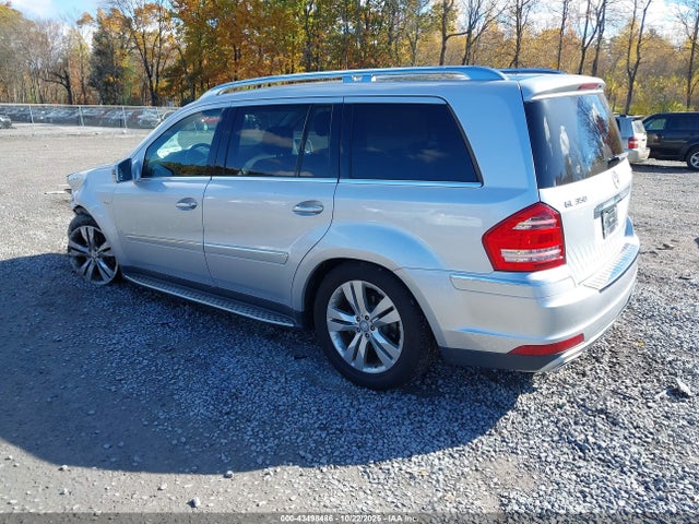 2011 MERCEDES-BENZ GL 350 BLUETEC 4JGBF2FE4BA674974 Photo 2