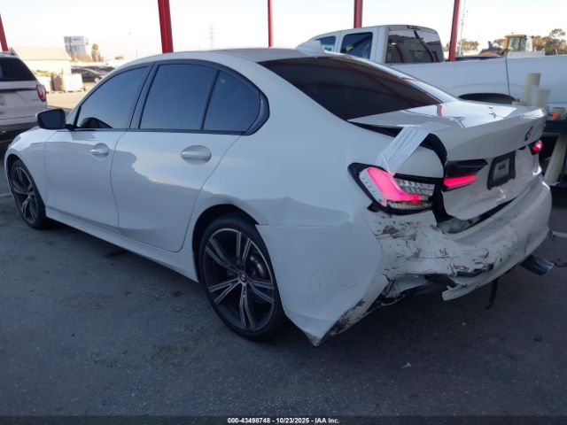 2021 BMW 330I 3MW5R1J01M8C09868 Photo 2