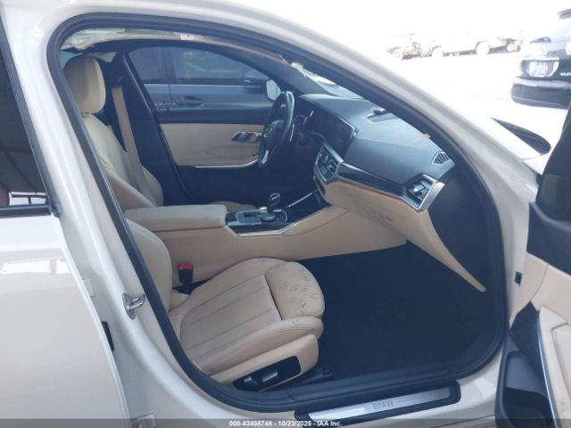 2021 BMW 330I 3MW5R1J01M8C09868 Photo 4