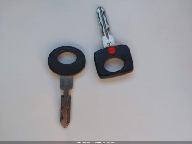 1985 MERCEDES-BENZ 380 WDBCA32D7FA120911 Photo 10