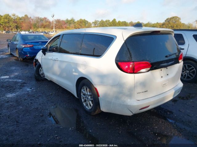 2024 CHRYSLER VOYAGER 2C4RC1CGXRR155817 Photo 2