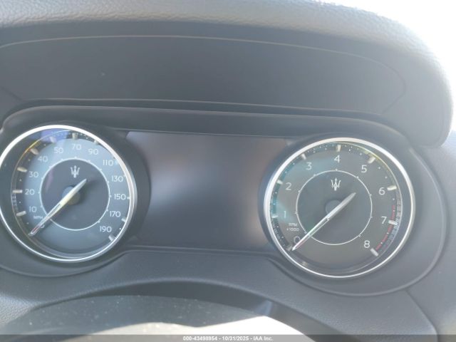 2021 MASERATI LEVANTE ZN661XUA1MX357847 Photo 6