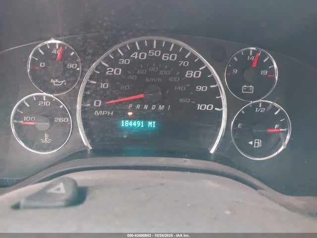 GMC Savana 2500 Work Van 2018 1GTW7BFG6J1208062 Image 7