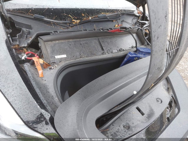 2023 Tesla Model Y Awd/long Range Dual Motor All-wheel Drive მანქანა იყიდება აუქციონზე, vin: 7SAYGDEE7PA168854, აუქციონის ნომერი: 43499060