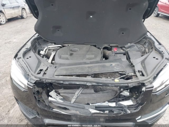 2017 VOLVO XC90 YV4A22PL1H1163589 Photo 9