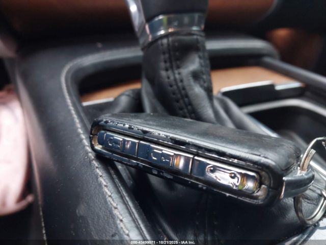 2017 VOLVO XC90 YV4A22PL1H1163589 Photo 10