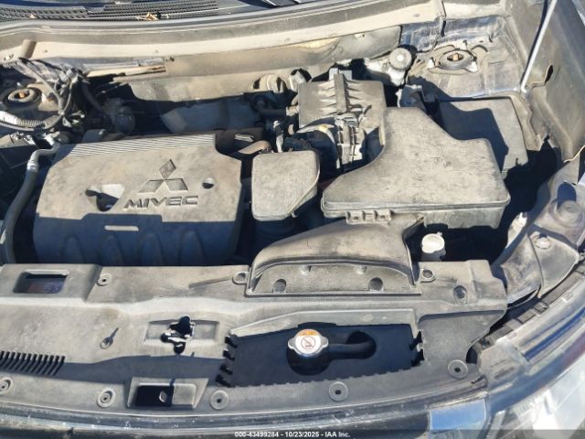 2016 MITSUBISHI OUTLANDER JA4AZ3A30GZ006840 Photo 9