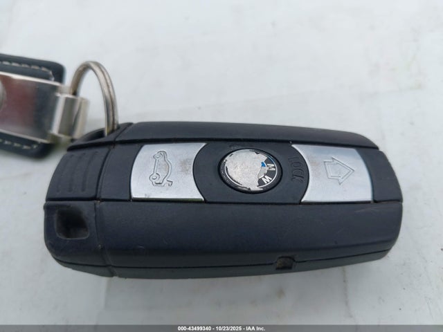 2006 BMW 330I WBAVB33546KR79525 Photo 10