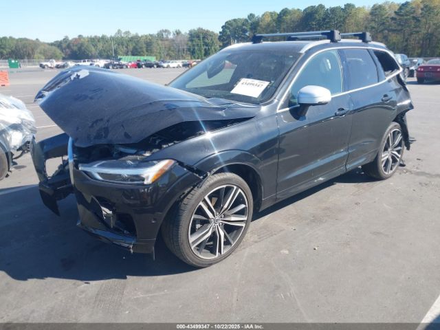 2018 VOLVO XC60 LYV102RM4JB097519 Photo 1