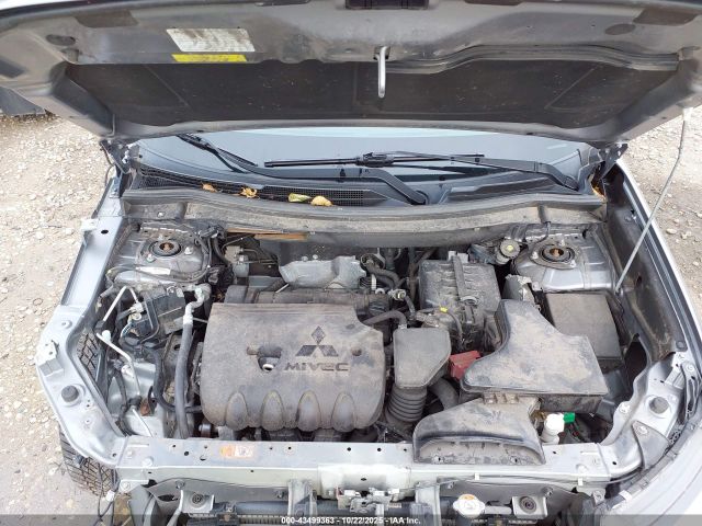 2016 MITSUBISHI OUTLANDER JA4AD3A38GZ003750 Photo 9