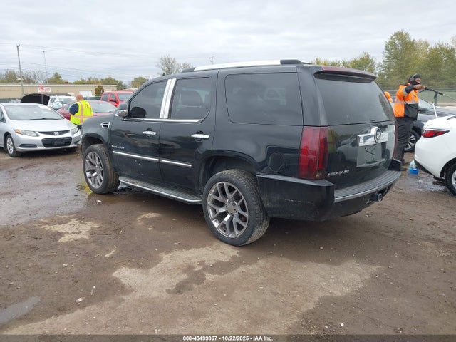 2007 CADILLAC ESCALADE 1GYFK63897R175971 Photo 2