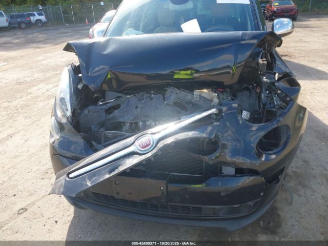 2014 FIAT 500L ZFBCFACH6EZ006216 Photo 5