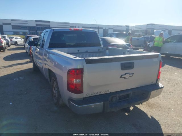 2013 CHEVROLET SILVERADO 1500 1GCRCSE00DZ224373 Photo 2