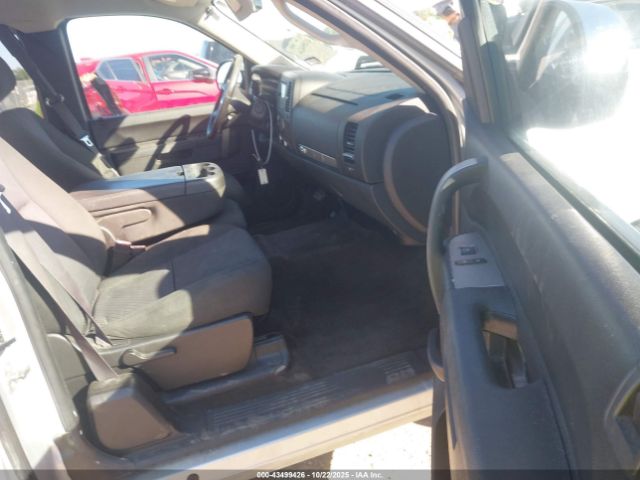 2013 CHEVROLET SILVERADO 1500 1GCRCSE00DZ224373 Photo 4