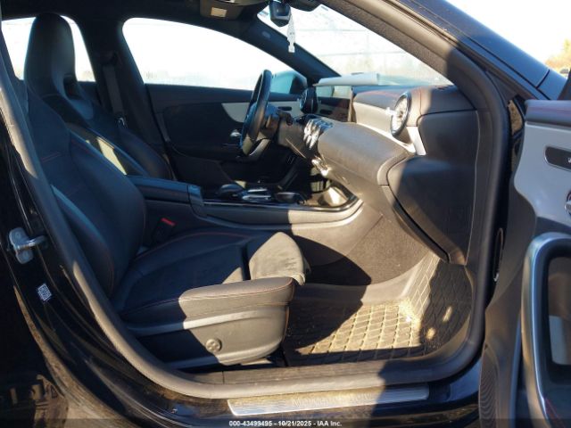 2023 MERCEDES-BENZ CLA 250 COUPE W1K5J4HB5PN347536 Photo 4