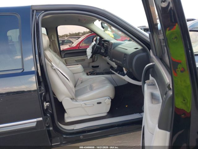 2011 CHEVROLET SILVERADO 1500 3GCPCSE09BG199316 Photo 4