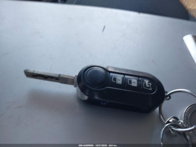 2017 RAM PROMASTER 1500 3C6TRVAG8HE542890 Photo 10