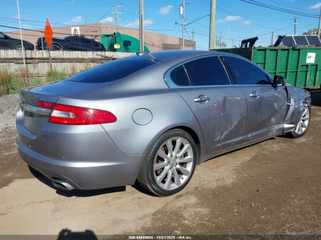 2010 JAGUAR XF SAJWA0GB6ALR61623 Photo 3