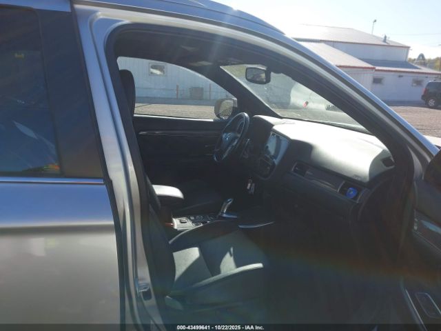 2019 MITSUBISHI OUTLANDER PHEV JA4J24A59KZ037380 Photo 4