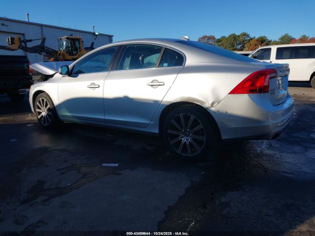 2018 VOLVO S60 INSCRIPTION LYV402TK1JB170219 Photo 2