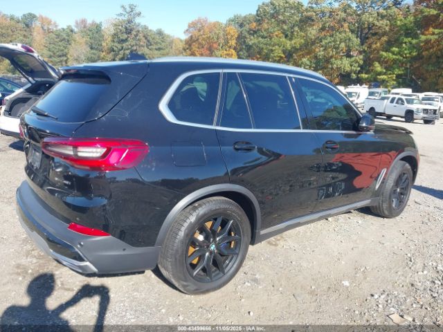2020 BMW X5 5UXCR4C00LLE30525 Photo 3