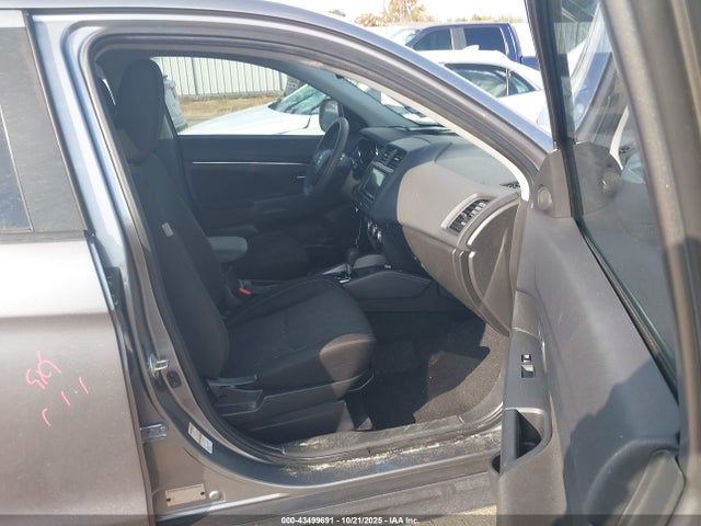 2021 MITSUBISHI OUTLANDER SPORT JA4APUAU2MU035754 Photo 4