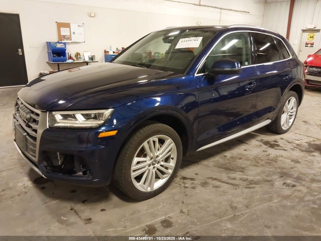 2018 AUDI Q5 WA1BNAFY4J2116072 Photo 1