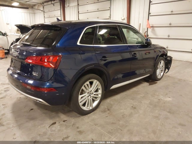 2018 AUDI Q5 WA1BNAFY4J2116072 Photo 3