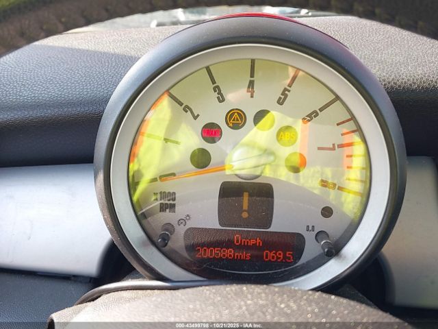 2007 MINI COOPER WMWMF33527TL68758 Photo 6