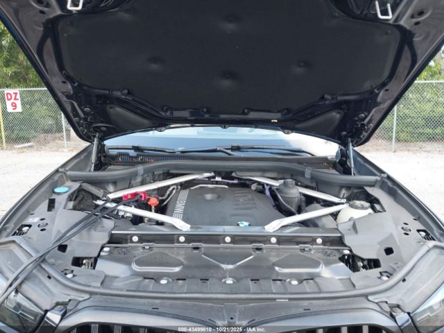 2024 BMW X6 5UX33EX04R9V18045 Photo 9