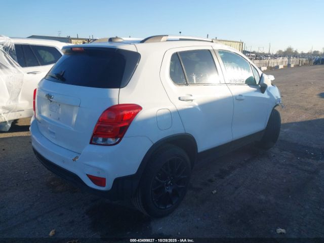 2022 CHEVROLET TRAX KL7CJPSM4NB525011 Photo 3