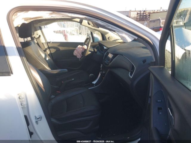 2022 CHEVROLET TRAX KL7CJPSM4NB525011 Photo 4