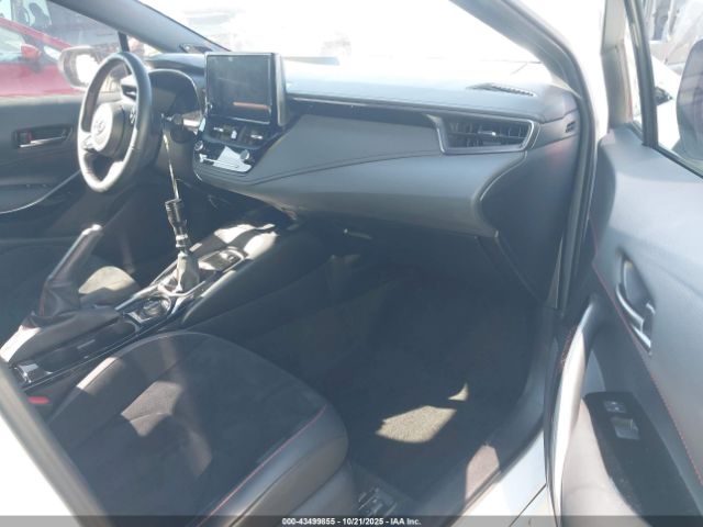 2023 TOYOTA GR COROLLA JTNABAAE1PA005254 Photo 4