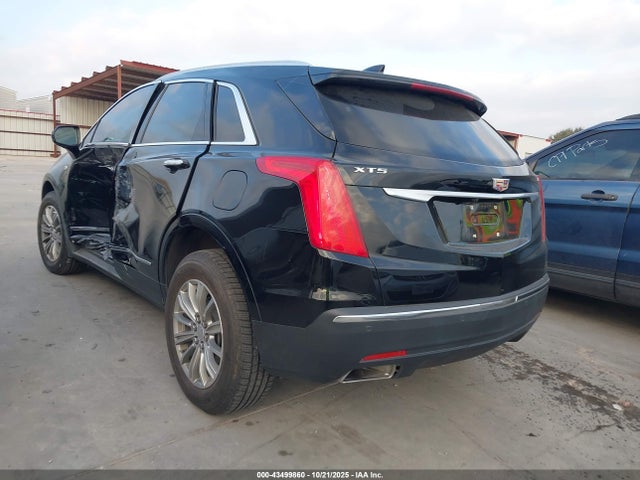 2019 CADILLAC XT5 1GYKNCRS6KZ156181 Photo 2