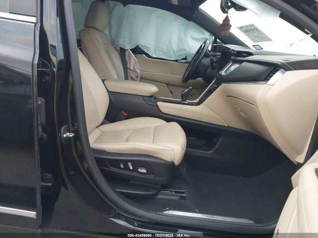 2019 CADILLAC XT5 1GYKNCRS6KZ156181 Photo 4