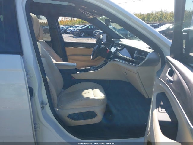 2024 JEEP GRAND CHEROKEE 4XE 1C4RJYB62RC681102 Photo 4