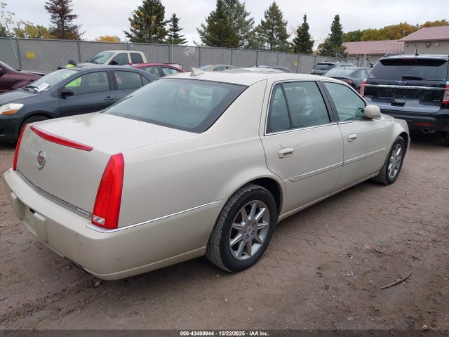 2010 CADILLAC DTS 1G6KH5EY8AU137648 Photo 3
